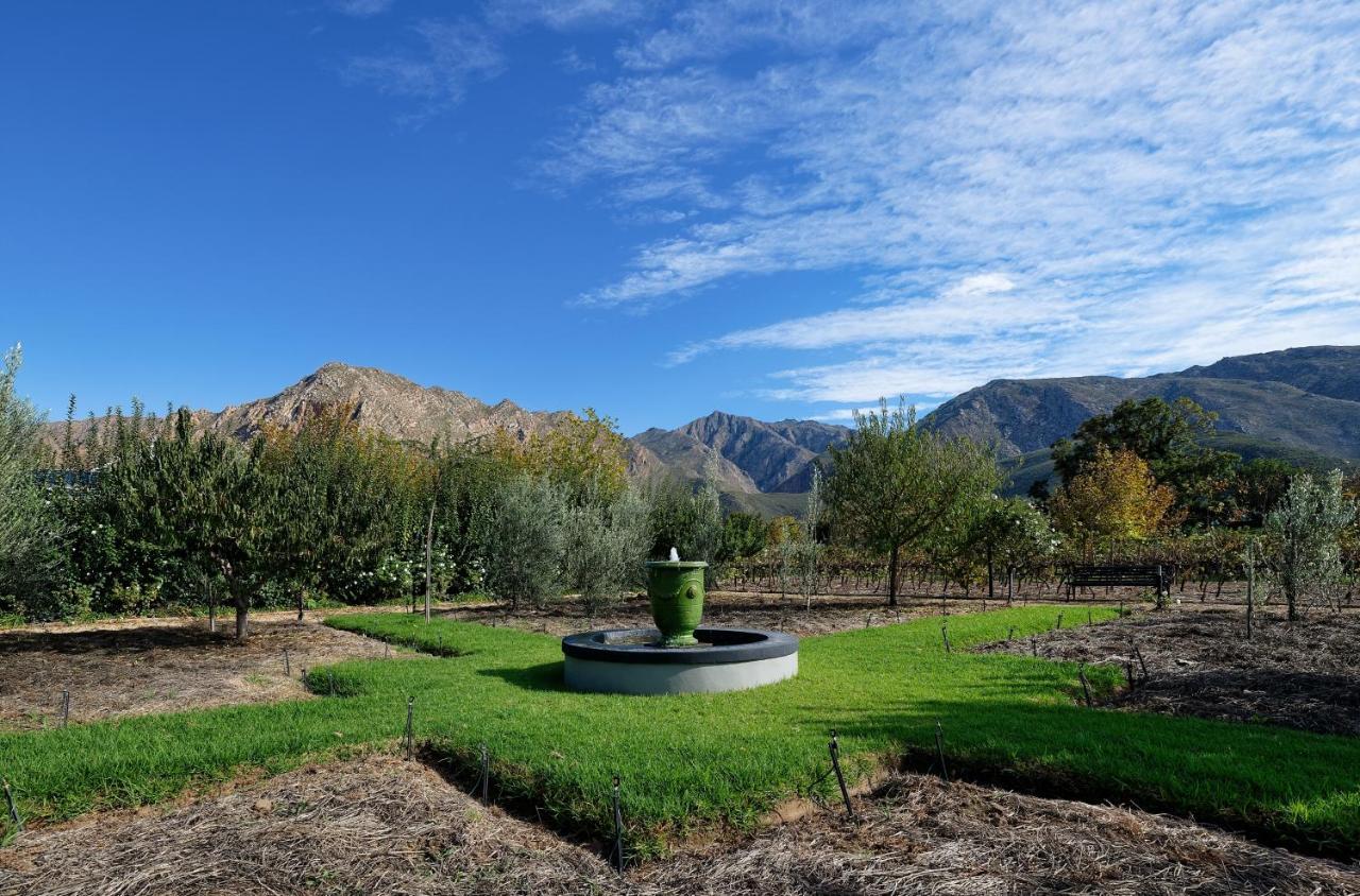 Hotel Jus Limin Montagu Esterno foto