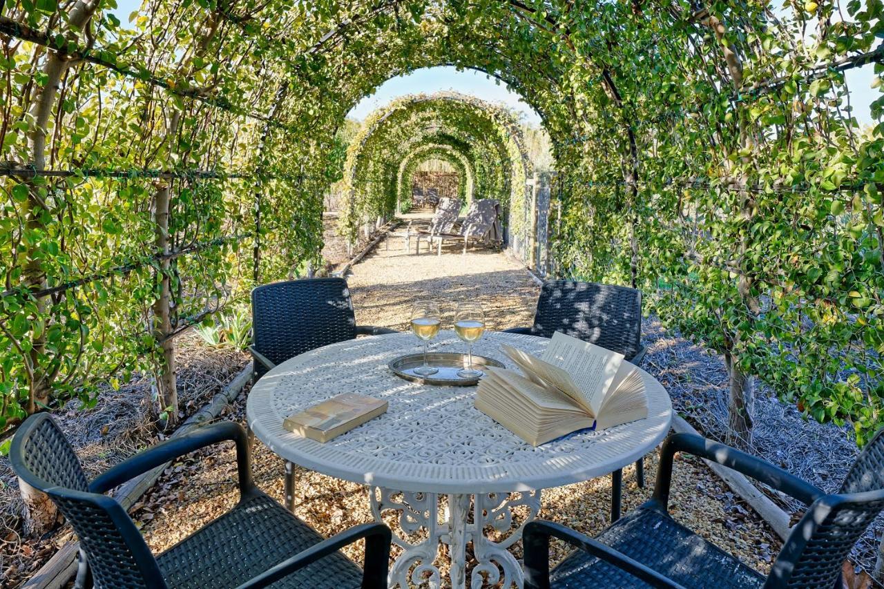 Hotel Jus Limin Montagu Esterno foto