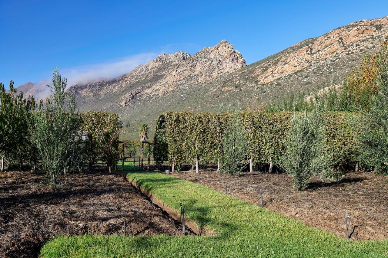 Hotel Jus Limin Montagu Esterno foto